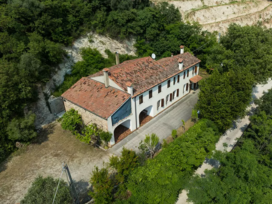 Immagine 1 di Rustico / casale in vendita  in VIA MONTEFASOLO a Cinto Euganeo