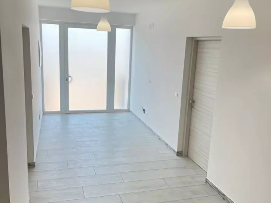 Immagine 7 di Appartamento in vendita  a Avola