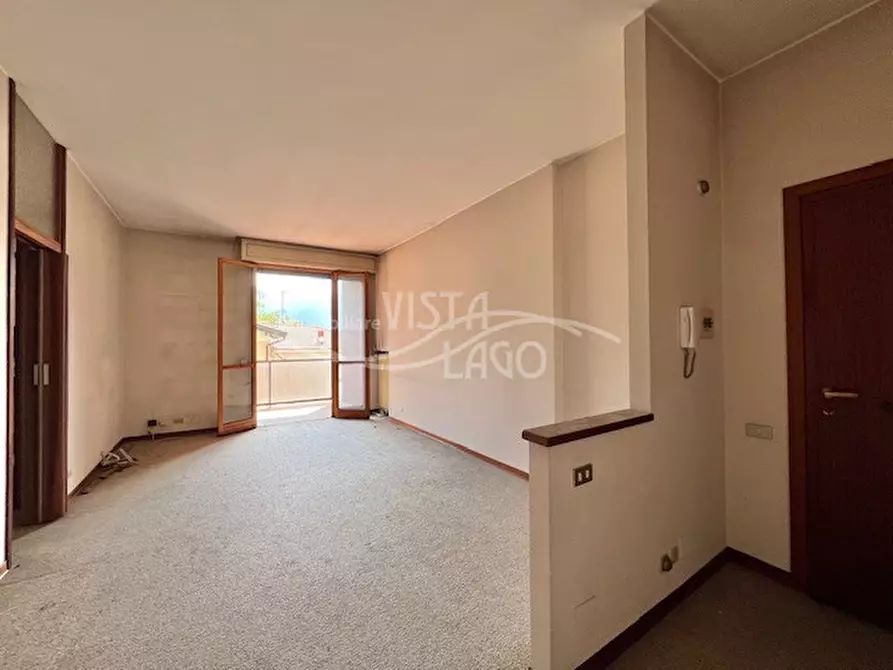 Immagine 1 di Appartamento in vendita  in Via XXV Aprile, 10 a Maslianico