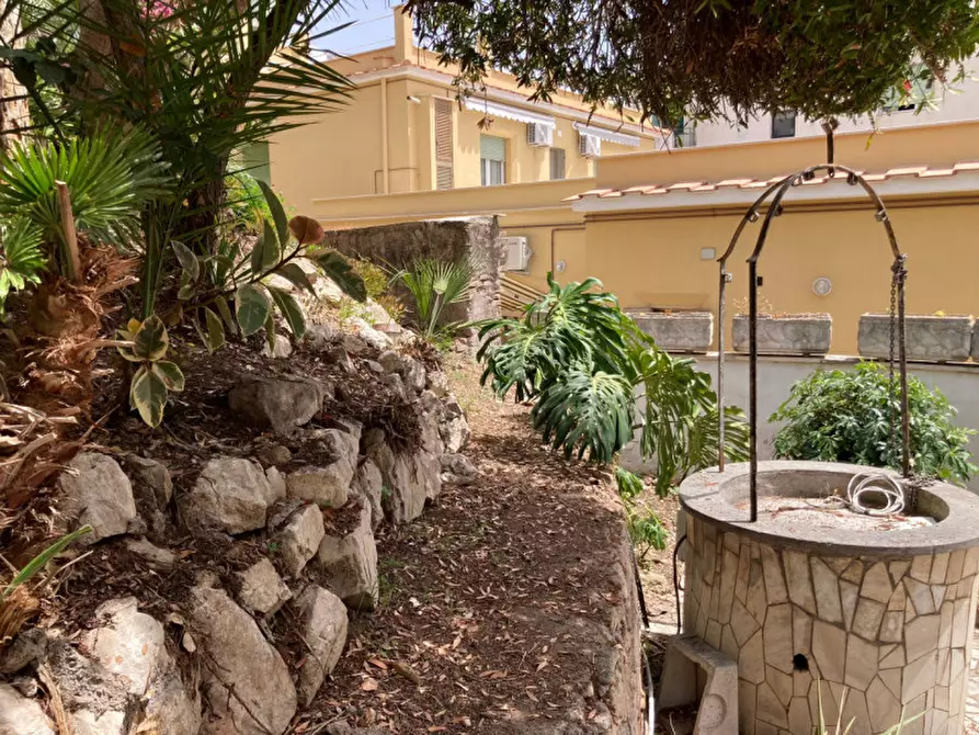Immagine 17 di Villa in vendita  in Via del faro a Anzio