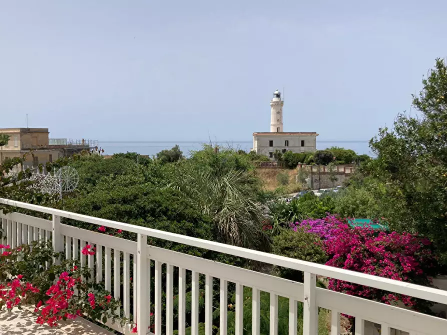 Immagine 23 di Villa in vendita  in Via del faro a Anzio