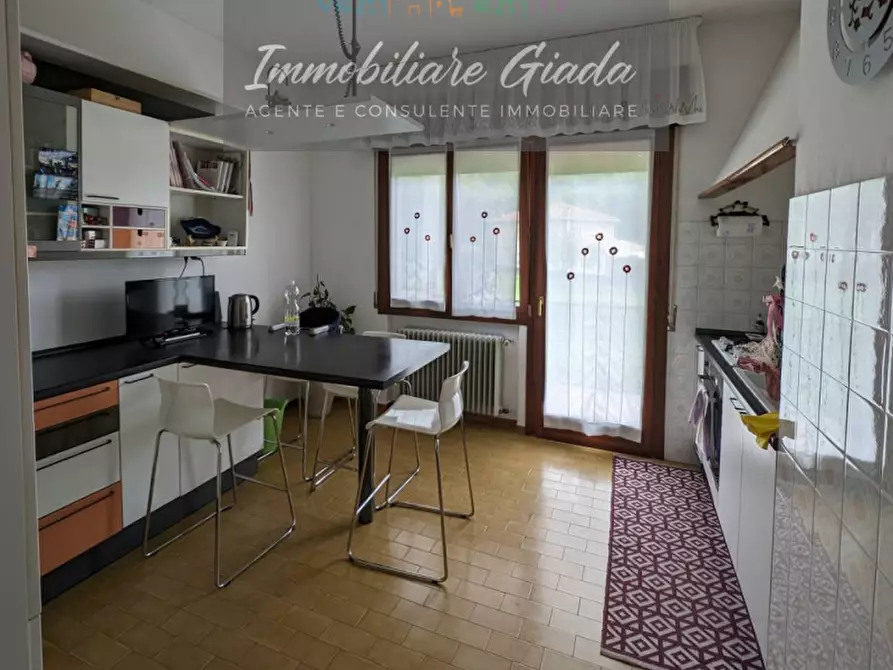 Immagine 2 di Appartamento in vendita  in Via Vittorio Emanuele II a Vittorio Veneto