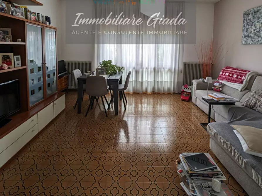 Immagine 3 di Appartamento in vendita  in Via Vittorio Emanuele II a Vittorio Veneto