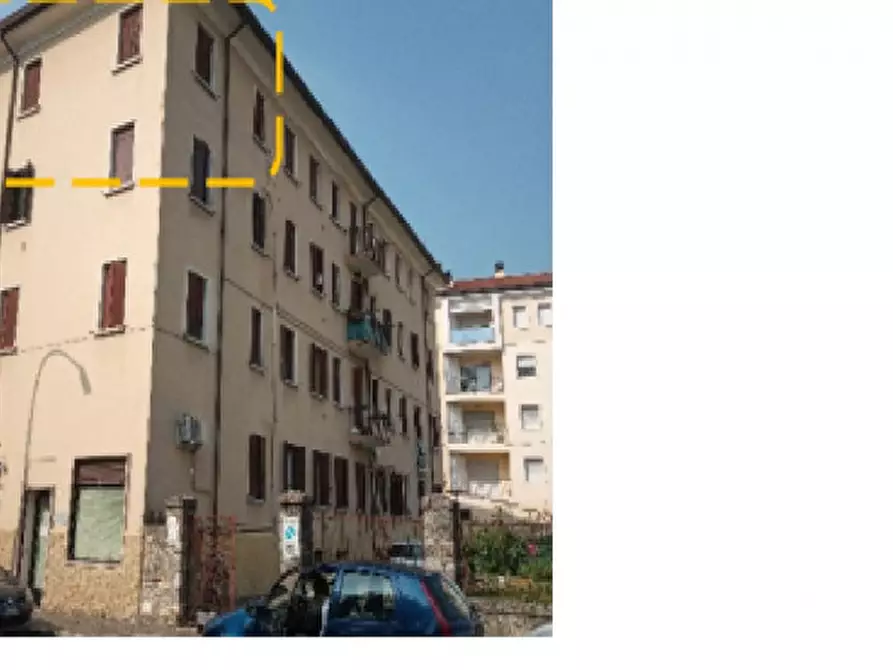 Immagine 2 di Appartamento in vendita  in Via Cadore 17 a Conegliano