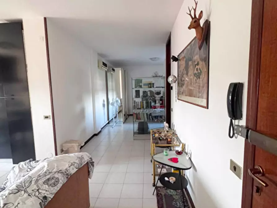 Immagine 8 di Appartamento in vendita  a Rovigo