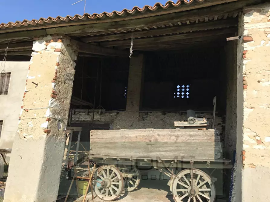 Immagine 35 di Rustico / casale in vendita  in via lovolo a Rovolon