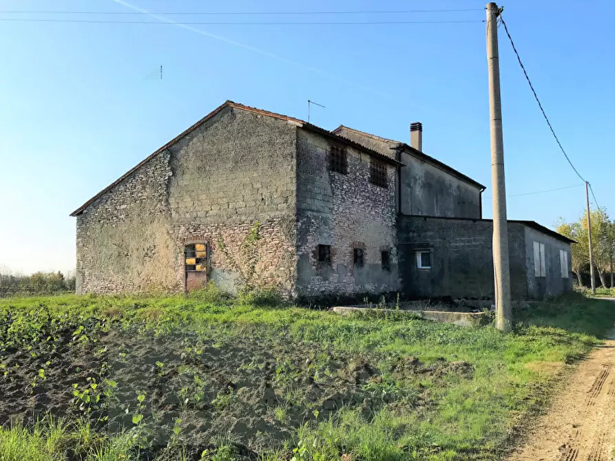 Immagine 37 di Rustico / casale in vendita  in via lovolo a Rovolon