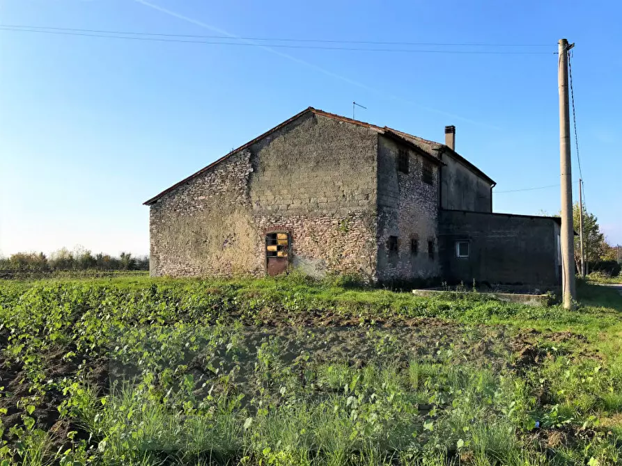 Immagine 38 di Rustico / casale in vendita  in via lovolo a Rovolon