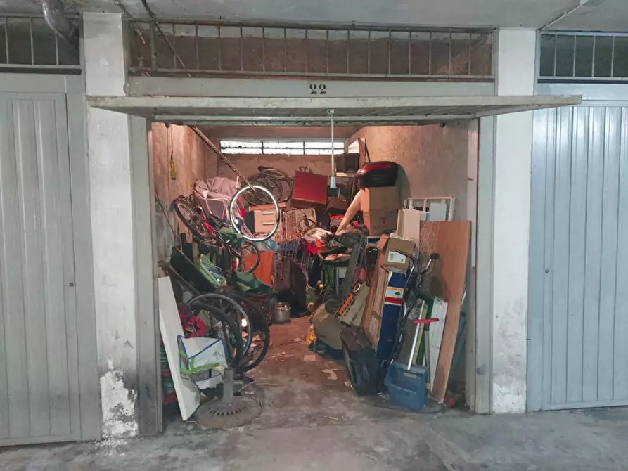 Immagine 1 di Garage in vendita  in Via Brunelleschi, N. 2 a Settimo Torinese