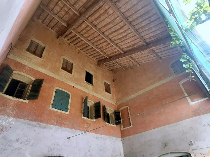 Immagine 7 di Rustico / casale in vendita  in via San Francesco a Rovolon