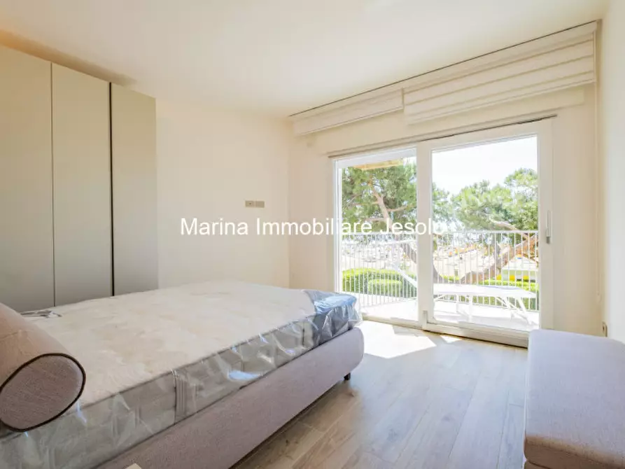 Immagine 10 di Appartamento in vendita  in via Bafile a Jesolo