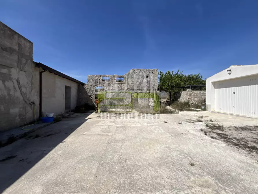 Immagine 20 di Terreno in vendita  in c/da Torre a Avola