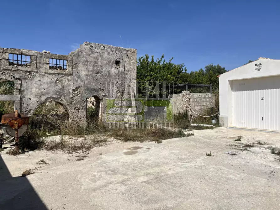 Immagine 22 di Terreno in vendita  in c/da Torre a Avola