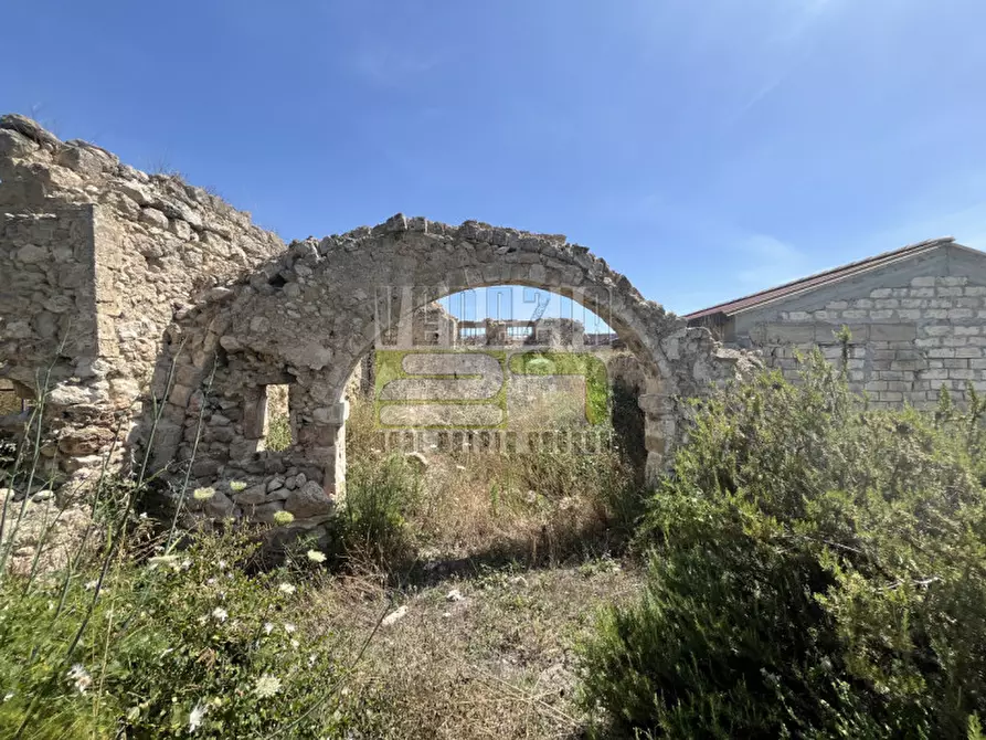 Immagine 26 di Terreno in vendita  in c/da Torre a Avola