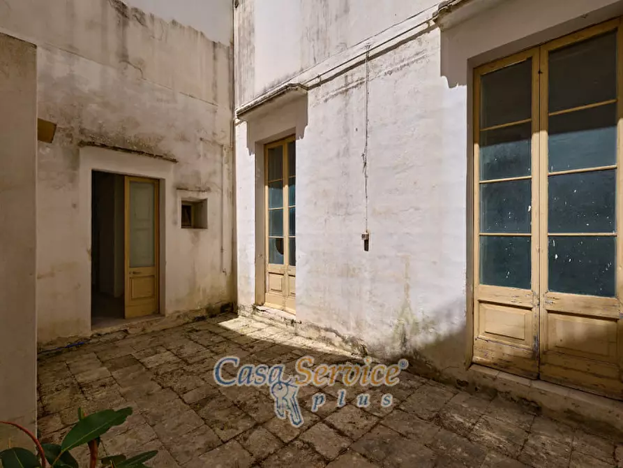 Immagine 37 di Appartamento in vendita  in Piazza Martiri Ungheresi a Casarano