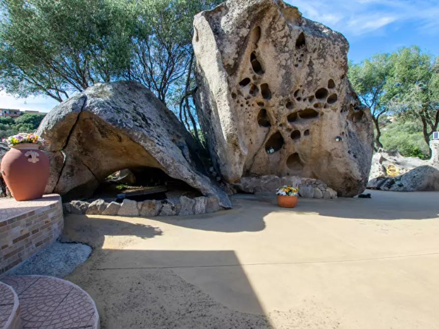 Immagine 44 di Villa in vendita  a Arzachena