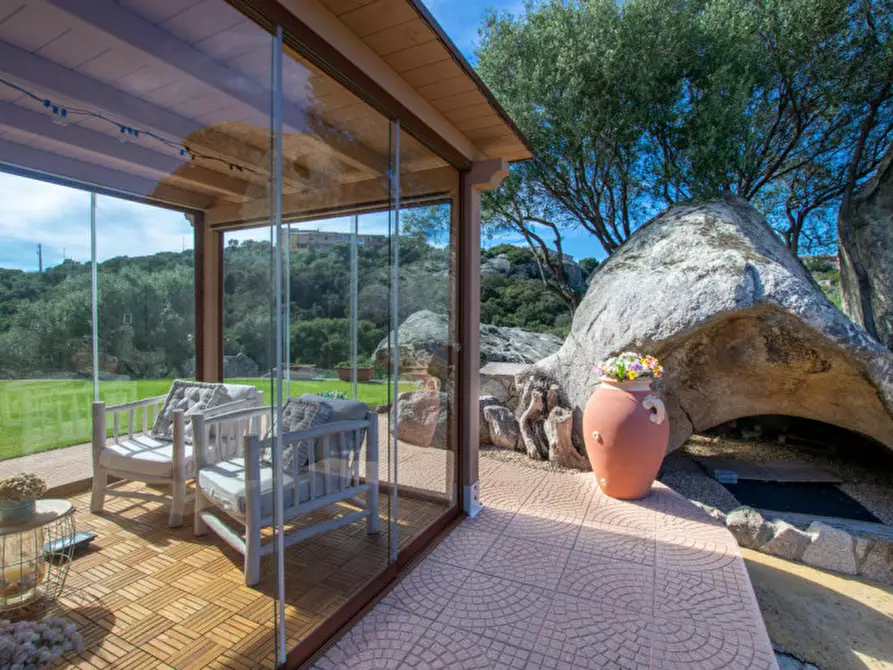 Immagine 45 di Villa in vendita  a Arzachena