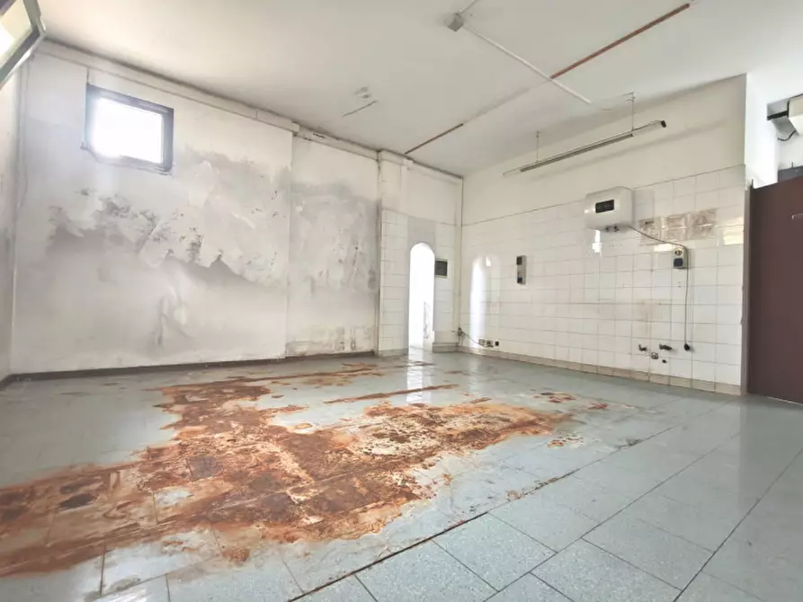 Immagine 4 di Negozio in affitto  a Selvazzano Dentro