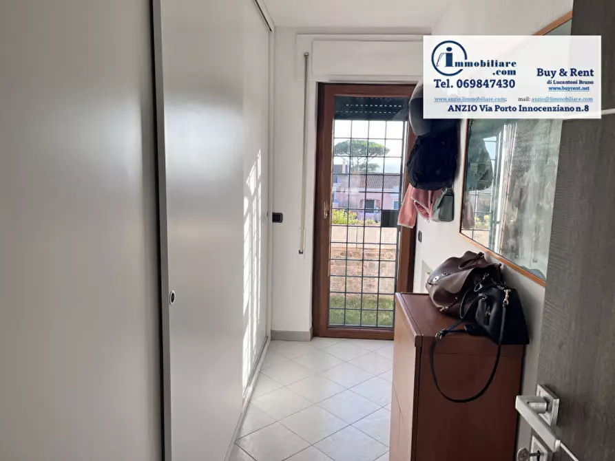 Immagine 10 di Appartamento in vendita  in via maestrale a Anzio