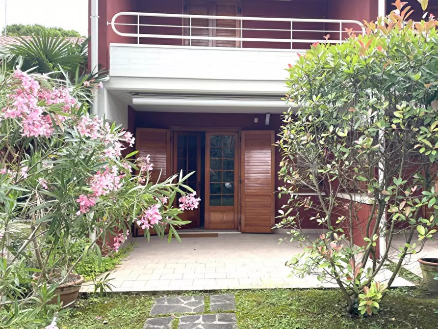 Immagine 2 di Villetta a schiera in vendita  in arco dell'Erica a Lignano Sabbiadoro