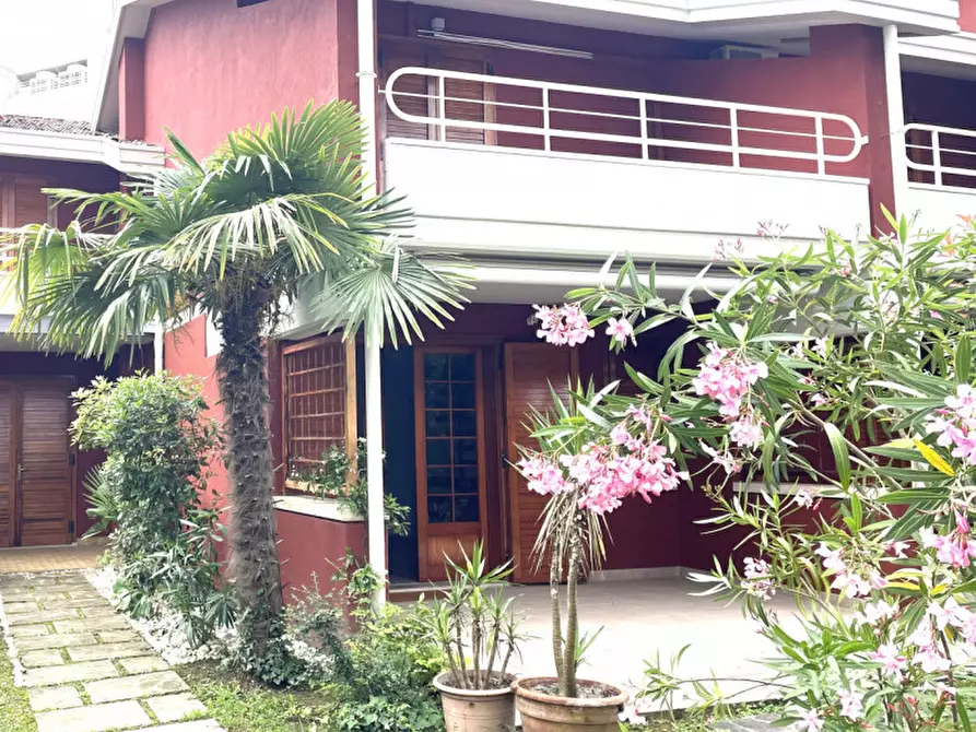 Immagine 3 di Villetta a schiera in vendita  in arco dell'Erica a Lignano Sabbiadoro