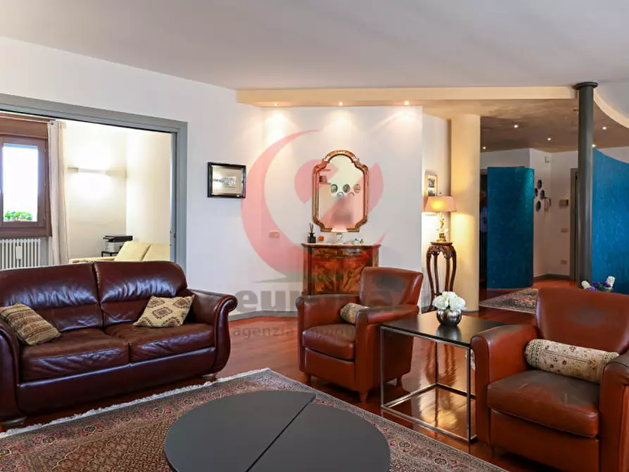 Immagine 7 di Appartamento in vendita  in Zona Mercato Nuovo a Vicenza