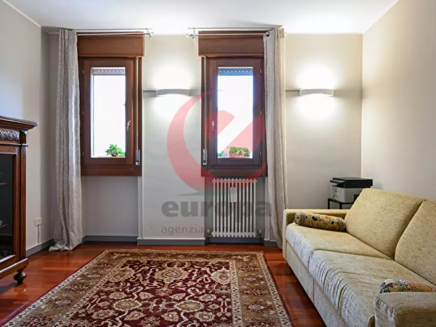 Immagine 9 di Appartamento in vendita  in Zona Mercato Nuovo a Vicenza