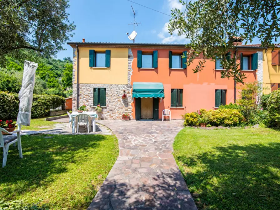 Immagine 1 di Rustico / casale in vendita  in Via Pianzio a Galzignano Terme
