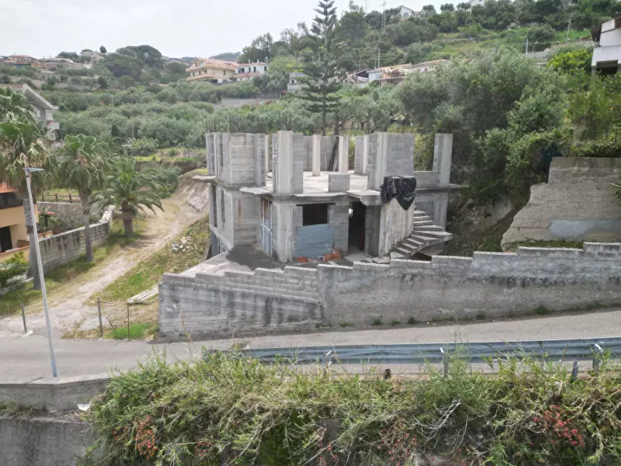 Immagine 16 di Rustico / casale in vendita  in Via Policara Rodia a Messina