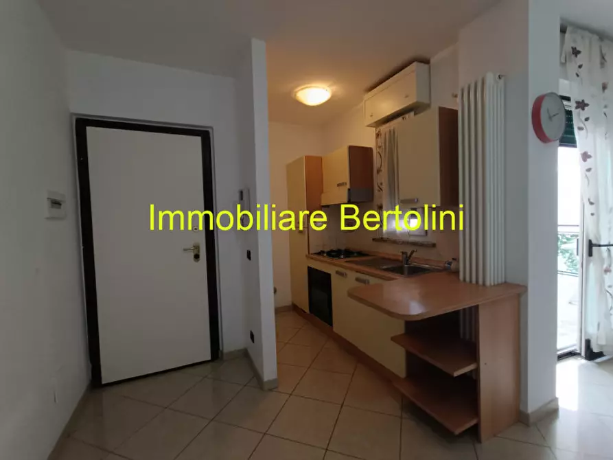 Immagine 4 di Appartamento in vendita  in VIA LAMARMORA a San Remo