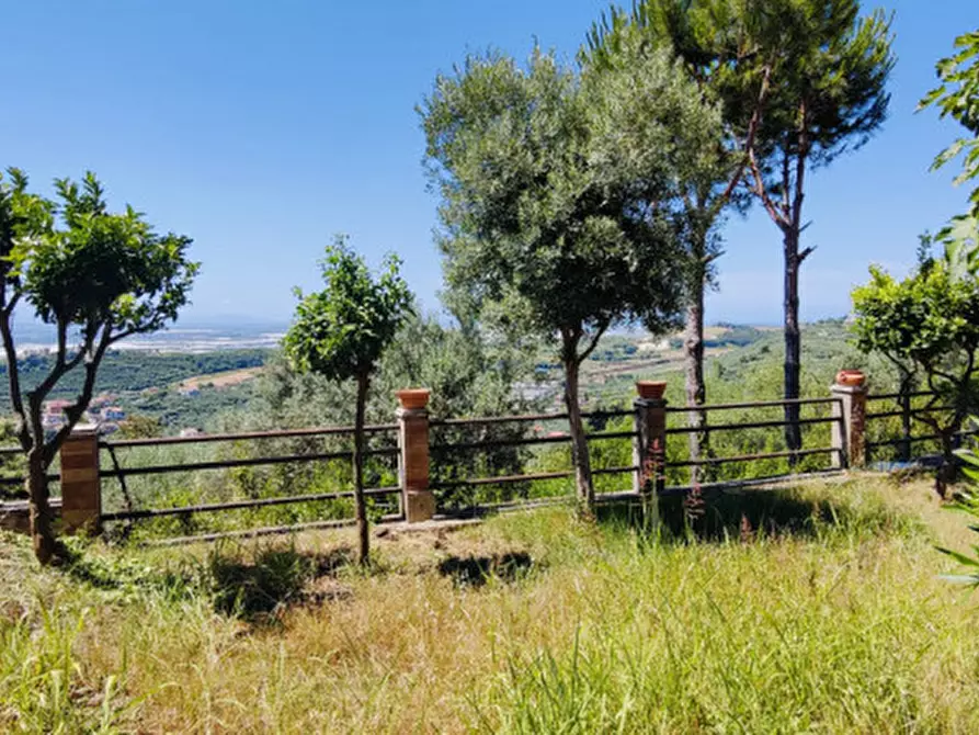 Immagine 4 di Villa in vendita  in VIA LAMA POZZO a Eboli