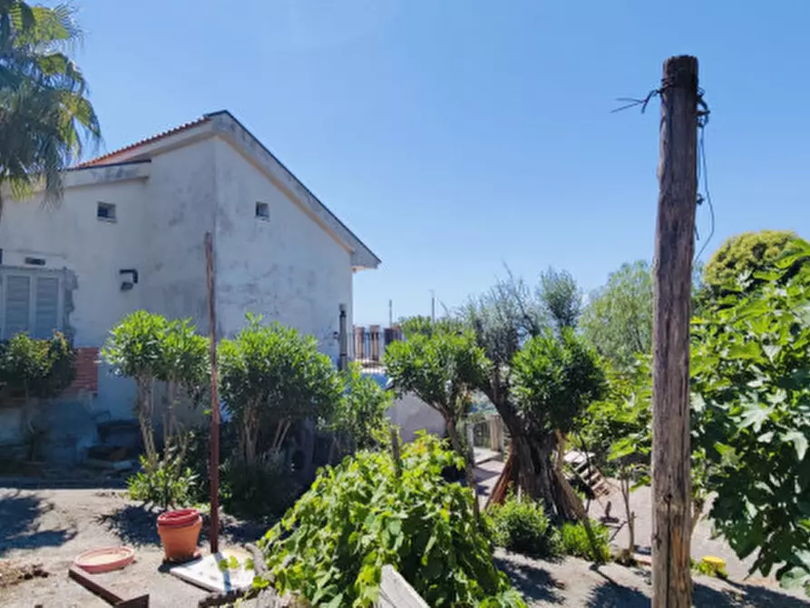 Immagine 10 di Villa in vendita  in VIA LAMA POZZO a Eboli