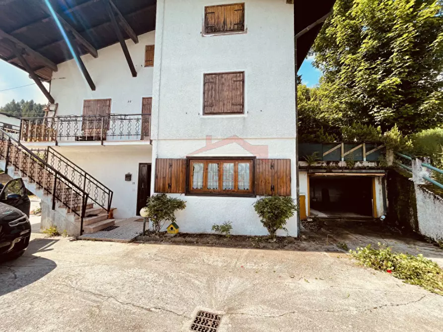 Immagine 14 di Appartamento in vendita  in Via Villaggio dei fiori a Roana