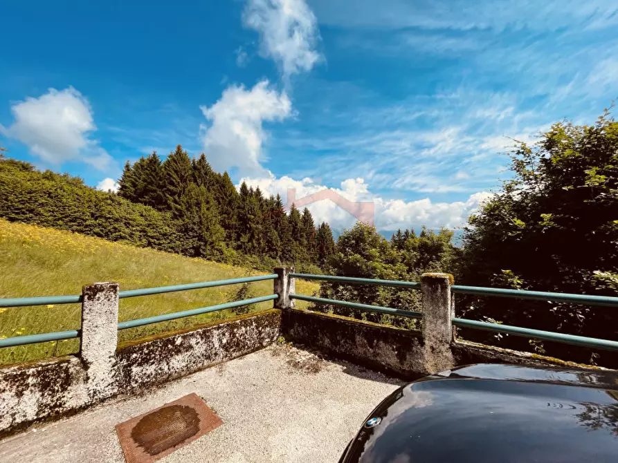 Immagine 17 di Appartamento in vendita  in Via Villaggio dei fiori a Roana