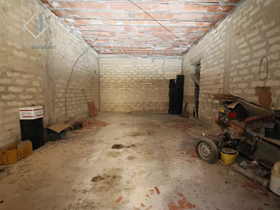 Immagine 3 di Garage in vendita  in Via Alessandro Manzoni 28 a Palagonia