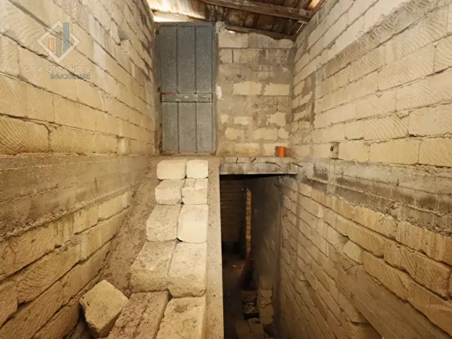 Immagine 7 di Garage in vendita  in Via Alessandro Manzoni 28 a Palagonia