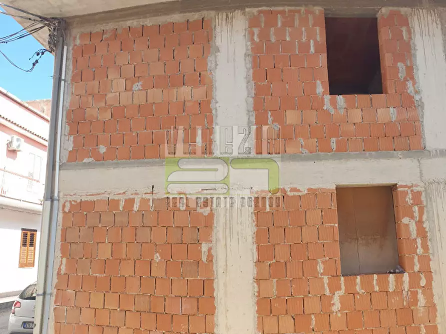 Immagine 2 di Casa indipendente in vendita  a Avola