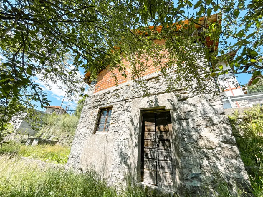 Immagine 4 di Rustico / casale in vendita  in via casanova 4 a Quarna Sotto