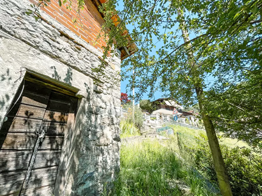 Immagine 5 di Rustico / casale in vendita  in via casanova 4 a Quarna Sotto