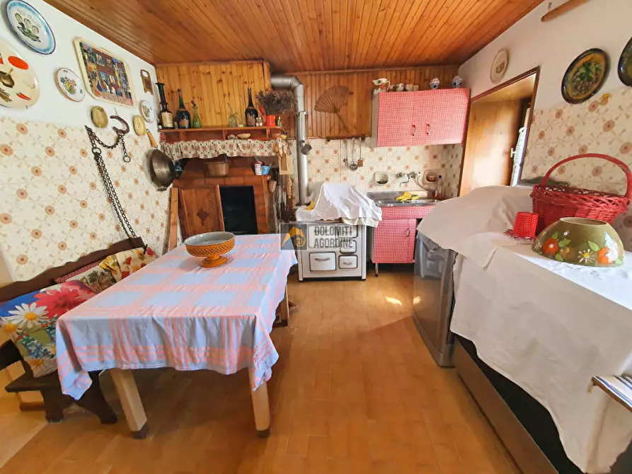 Immagine 6 di Casa trifamiliare in vendita  in Località Coltamai a Gosaldo