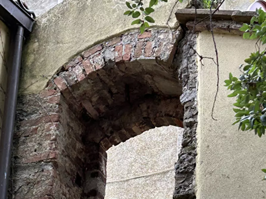 Immagine 22 di Palazzo in vendita  in Via XXIV Maggio a Capalbio