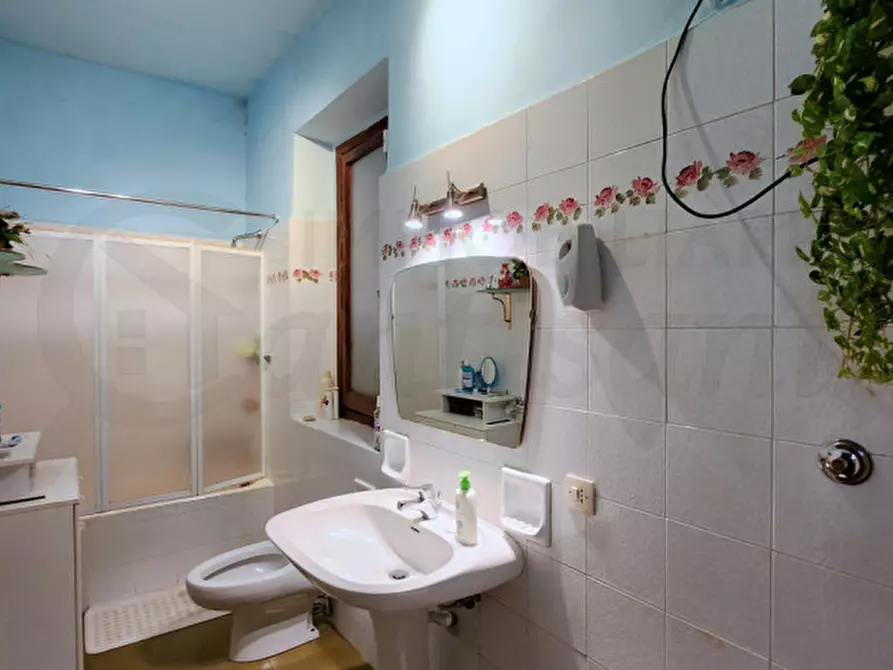 Immagine 25 di Villa in vendita  in via dell'olmo a Fiesole