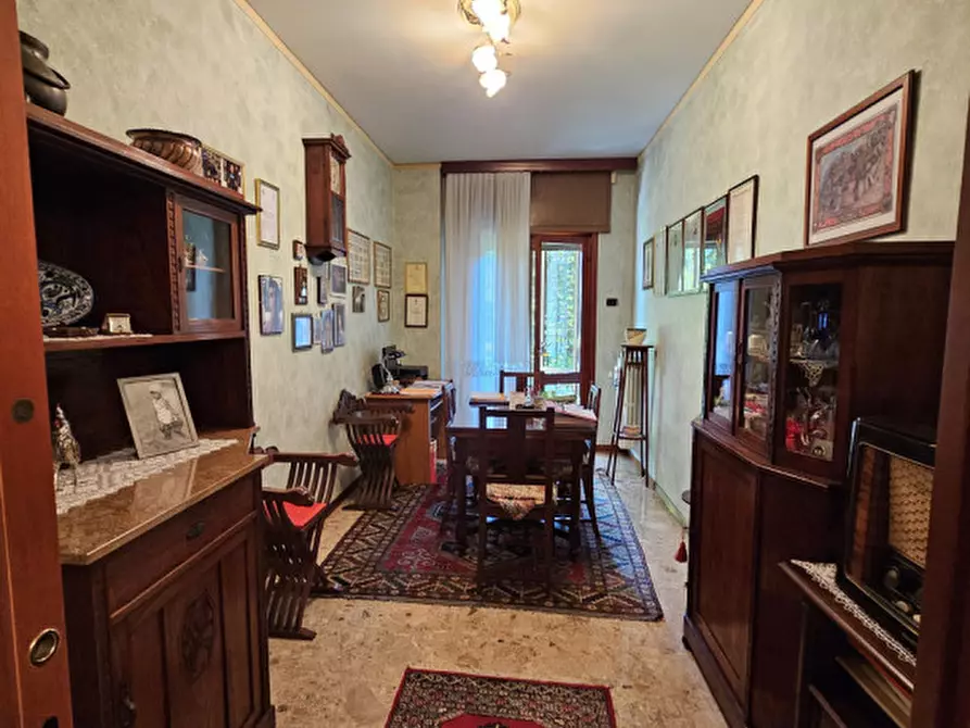 Immagine 5 di Appartamento in vendita  in via carlo cattaneo a Vicenza