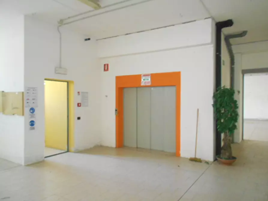 Immagine 14 di Laboratorio in affitto  in via fornaci a Monticelli Brusati