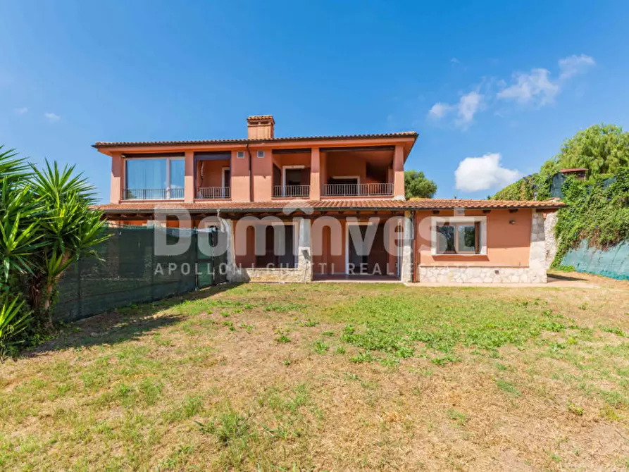 Immagine 43 di Villa in vendita  in Via del Fontanile di Mezzaluna a Fiumicino