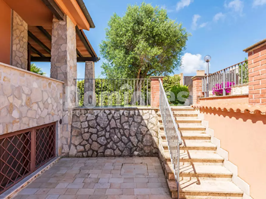 Immagine 47 di Villa in vendita  in Via del Fontanile di Mezzaluna a Fiumicino