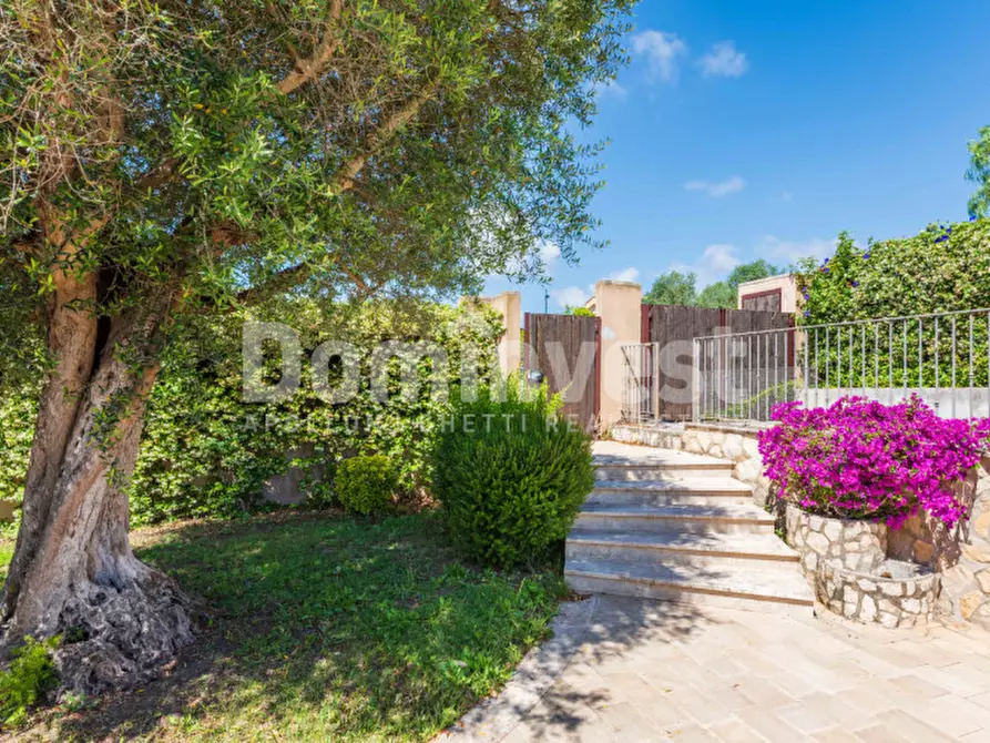 Immagine 50 di Villa in vendita  in Via del Fontanile di Mezzaluna a Fiumicino