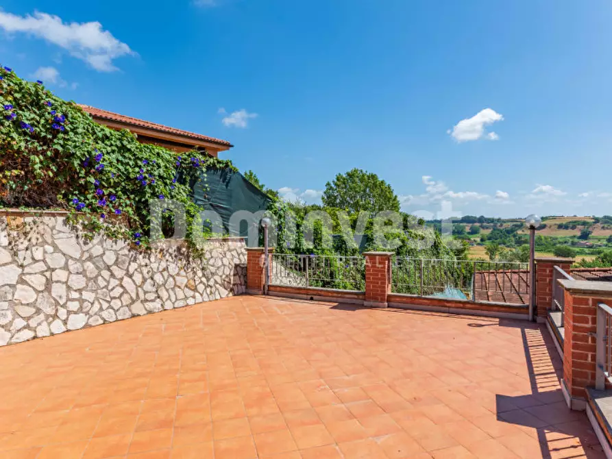 Immagine 51 di Villa in vendita  in Via del Fontanile di Mezzaluna a Fiumicino