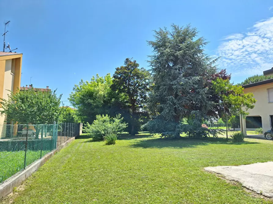 Immagine 3 di Casa bifamiliare in vendita  in via sant' elena a Venezia