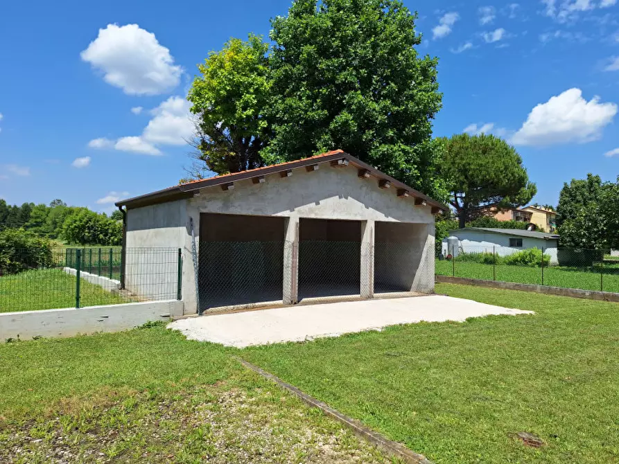 Immagine 4 di Casa bifamiliare in vendita  in via sant' elena a Venezia